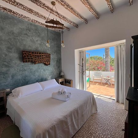 Boutique Hostal La Curandera De Salinas Sant Francesc de s'Estany Экстерьер фото