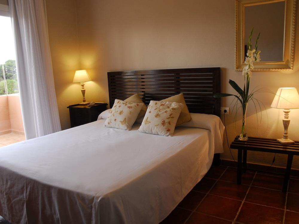 Boutique Hostal La Curandera De Salinas Sant Francesc de s'Estany Экстерьер фото